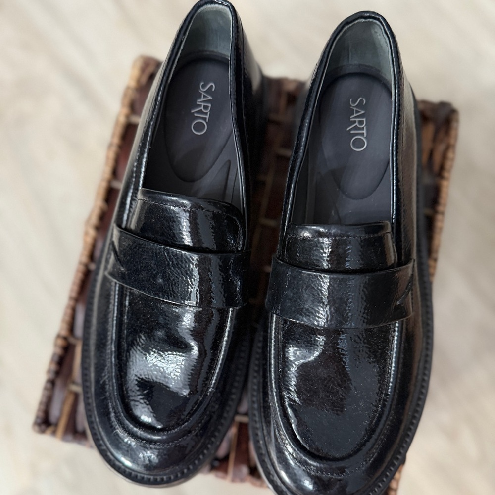 Sarto by Franco Sarto Black Crinkled Patent Leather Lug Sole Penny‎ Loafers